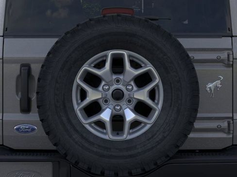 New 2025 Ford Bronco Badlands image 24