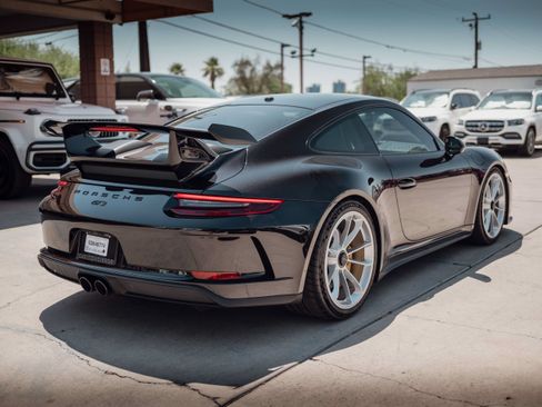 Used 2019 Porsche 911 GT3 RWD image 4