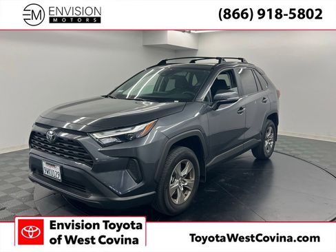Used 2025 Toyota RAV4 XLE w/ Convenience Package FWD image 1