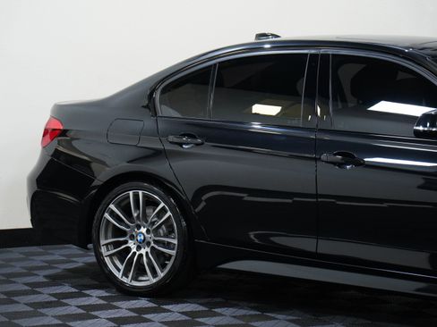 Used 2017 BMW 340i Sedan RWD image 14