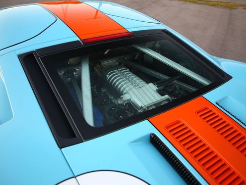 Used 2006 Ford GT image 29