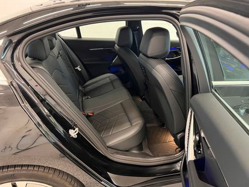 Used 2026 BMW i5 eDrive40 AWD/4WD image 11