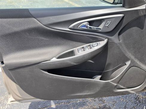 Used 2024 Chevrolet Malibu LT FWD image 19