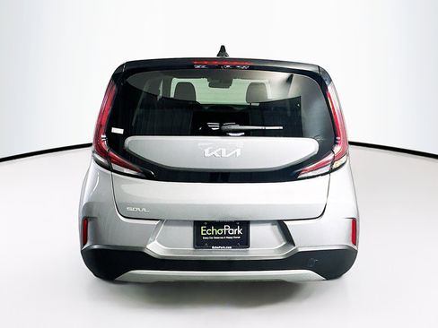 Used 2025 Kia Soul LX w/ LX Technology Package image 7