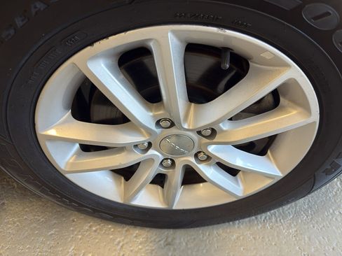 Used 2015 Dodge Journey SXT w/ Flexible Seating Group image 35