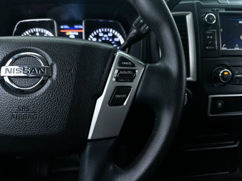 Used 2019 Nissan Titan S image 26