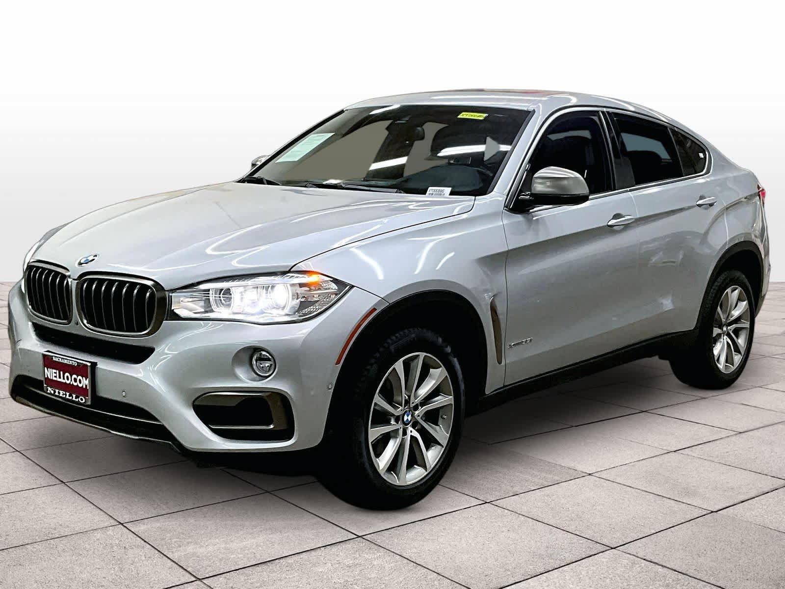 Used 2018 BMW X6 xDrive35i AWD/4WD image 1