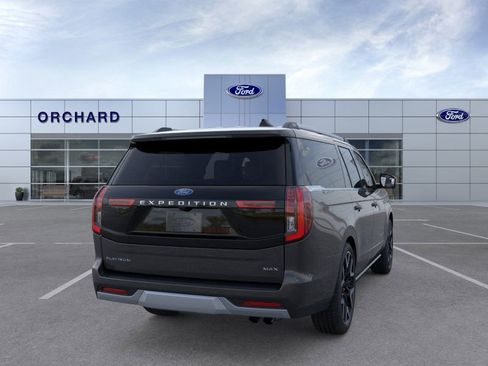 New 2026 Ford Expedition Max Platinum w/ Platinum Ultimate Package AWD/4WD image 8
