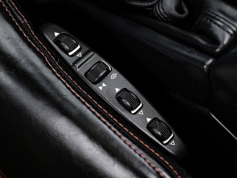 Used 2017 Mercedes-Benz G 63 AMG 4MATIC image 26