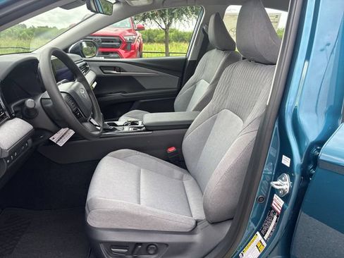 New 2026 Toyota Camry LE w/ Convenience Package FWD image 10