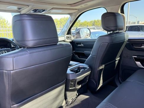 Used 2022 Toyota Tundra Limited image 25