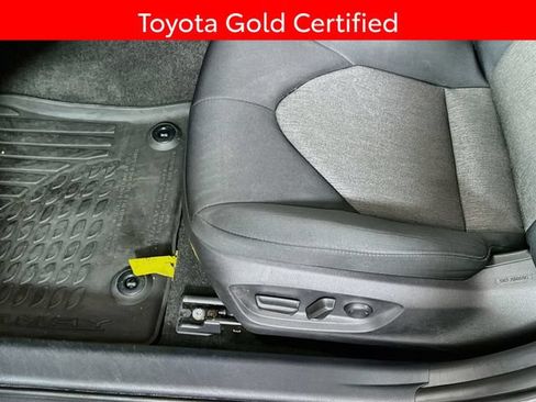 Certified 2021 Toyota Camry LE AWD/4WD image 19