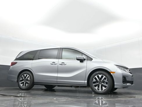 New 2026 Honda Odyssey EX-L image 29