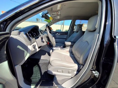 Used 2017 Buick Enclave Premium AWD/4WD image 17