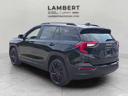 Used 2024 GMC Terrain SLE w/ Driver Convenience Package AWD/4WD image 3