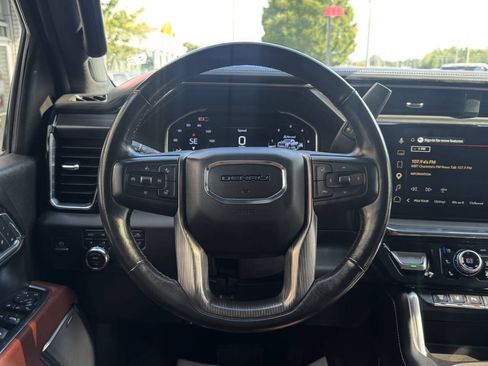 Used 2024 GMC Sierra 3500 Denali Ultimate AWD/4WD image 31