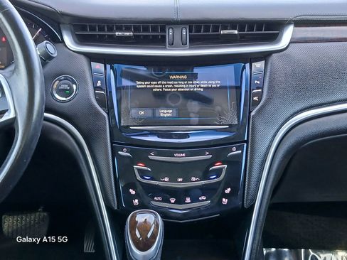 Used 2016 Cadillac XTS Luxury FWD image 31