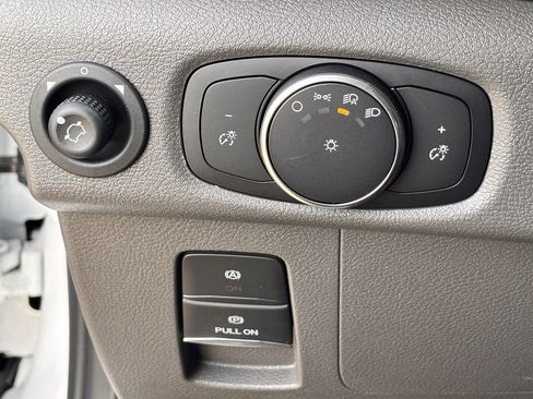 New 2026 Ford Transit 250 148 Medium Roof w/ Load Area Protection Package image 21