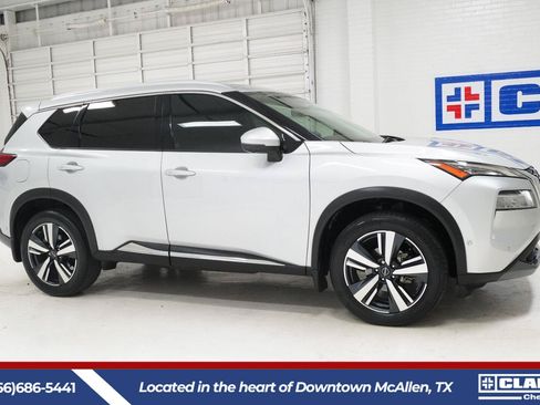 Used 2023 Nissan Rogue SL w/ SL Premium Package FWD image 4