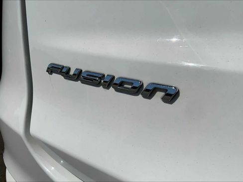 Certified 2019 Ford Fusion Titanium image 9