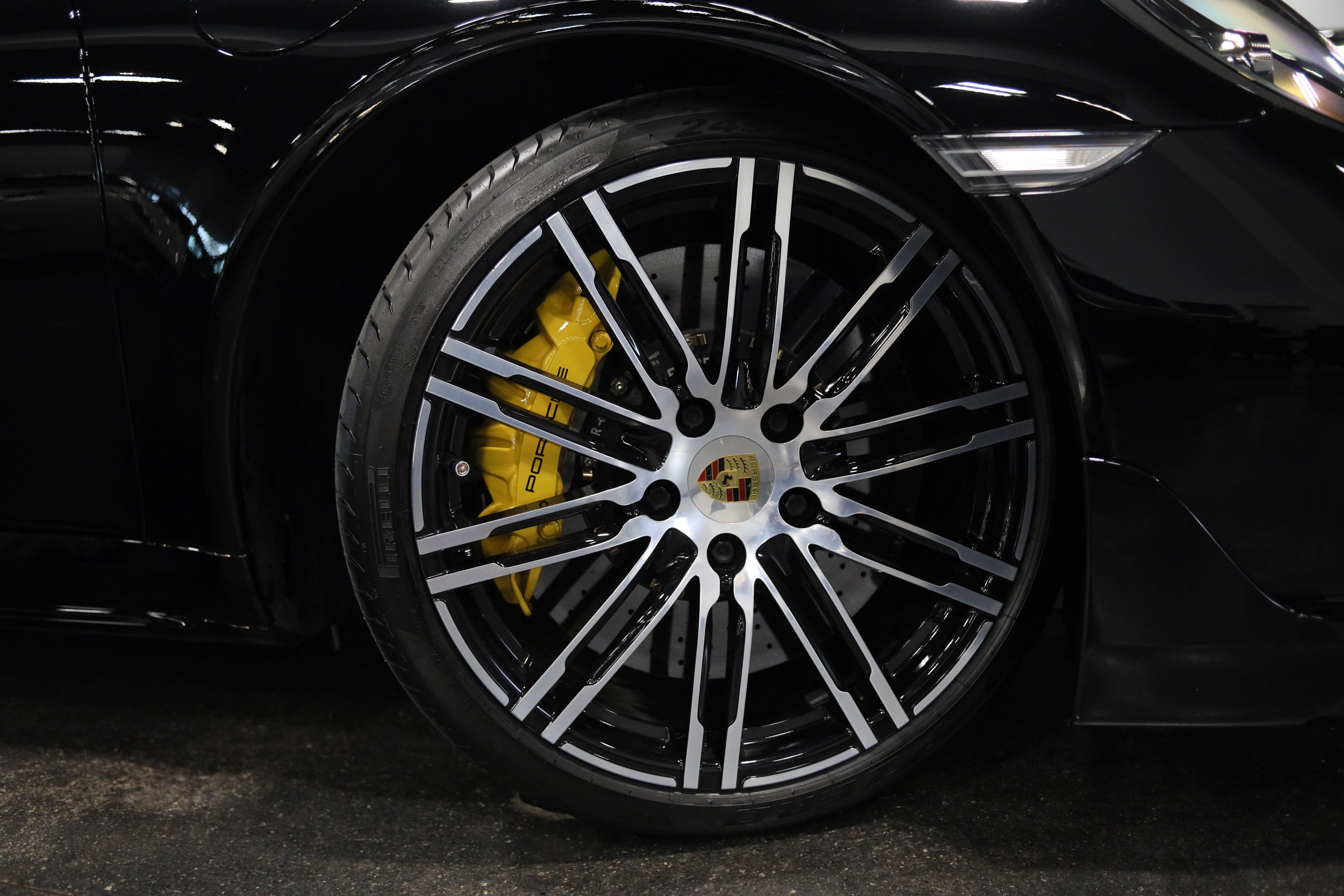 Used 2015 Porsche 911 Turbo S AWD/4WD image 12