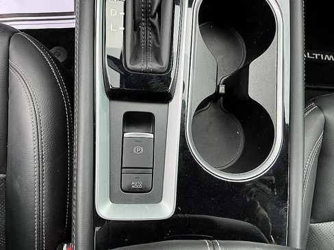 Certified 2023 Nissan Altima 2.5 SL FWD image 22