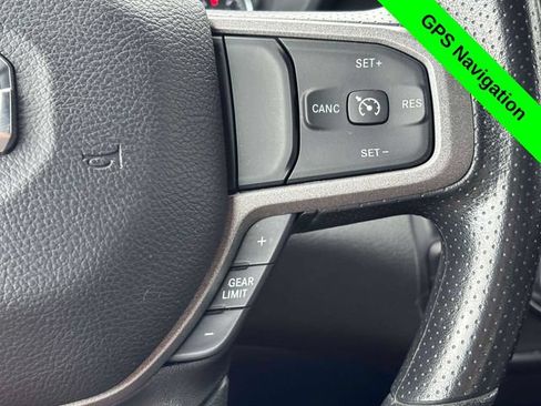 Used 2024 RAM 2500 Tradesman w/ Chrome Appearance Group AWD/4WD image 14