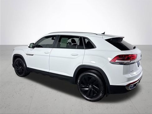 Certified 2023 Volkswagen Atlas Cross Sport SE w/ Panoramic Sunroof Package image 8