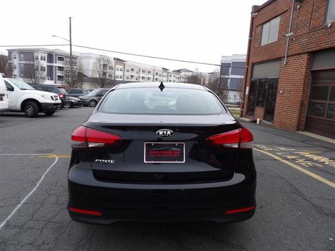 Used 2017 Kia Forte LX image 14