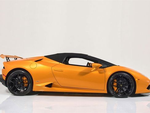 Used 2017 Lamborghini Huracan LP 610-4 AWD/4WD image 12