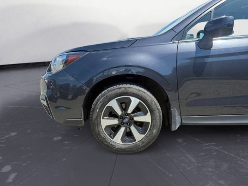 Used 2017 Subaru Forester 2.5i Premium w/ All-Weather Package AWD/4WD image 15