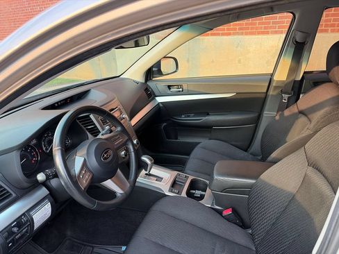 Used 2011 Subaru Outback 3.6R Premium w/ Sound Equipment Group 3A AWD/4WD image 6