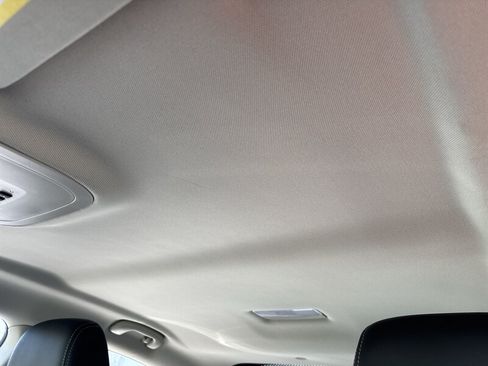 Used 2011 Chevrolet Volt Premium w/ Premium Trim Package FWD image 25