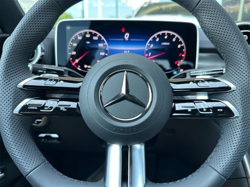 New 2025 Mercedes-Benz C 300 4MATIC Sedan image 24