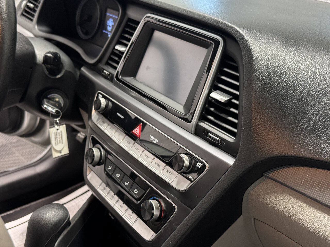 Used 2018 Hyundai Sonata ECO FWD image 18