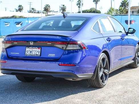 Certified 2025 Honda Accord Sport image 9