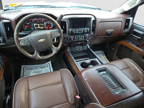 Used 2016 Chevrolet Silverado 2500 High Country w/ Duramax Plus Package image 12
