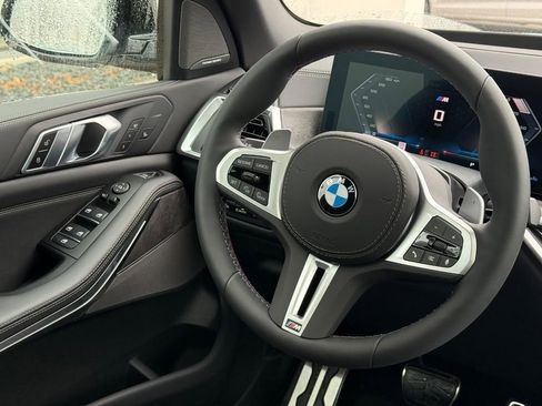 New 2026 BMW X5 M60i image 9