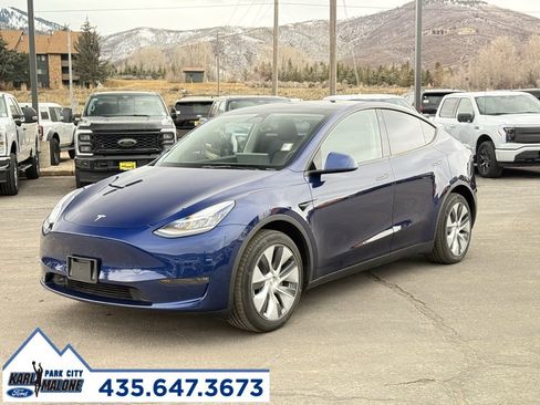 Used 2023 Tesla Model Y Long Range image 2