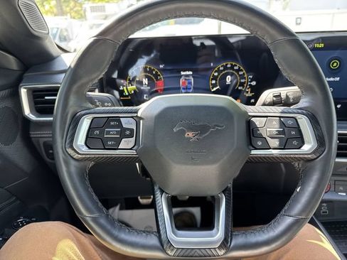 Used 2024 Ford Mustang GT Premium RWD image 31