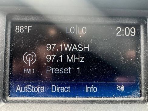 Used 2017 Ford Edge SEL AWD/4WD image 12