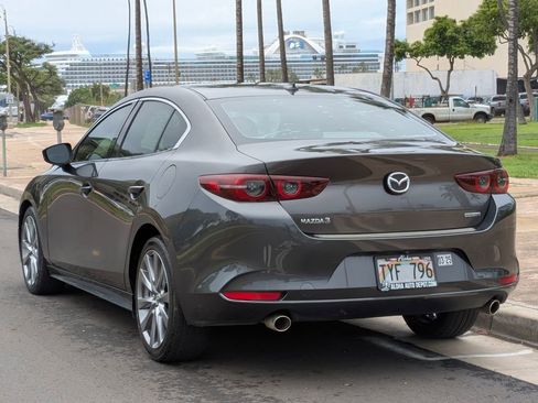 Used 2020 MAZDA MAZDA3 Sedan w/ Premium Package image 3