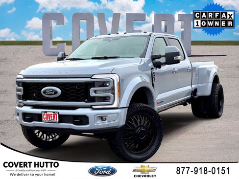 Used 2026 Ford F450 Platinum w/ FX4 Off-Road Package image 1