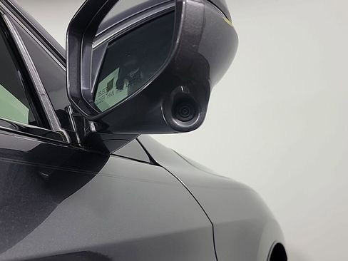 Certified 2017 Honda Accord Touring image 4