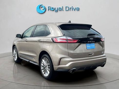 Used 2021 Ford Edge Titanium w/ Equipment Group 301A AWD/4WD image 4