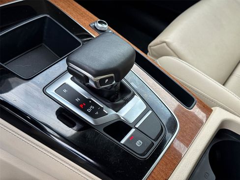 Used 2023 Audi Q5 2.0T Premium Plus w/ Premium Plus Package image 27