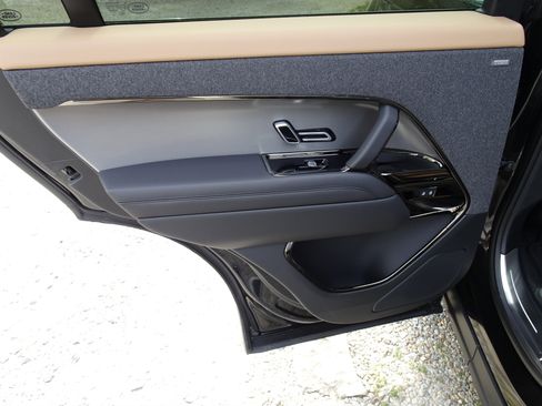 New 2026 Land Rover Range Rover Sport Dynamic SE AWD/4WD image 22