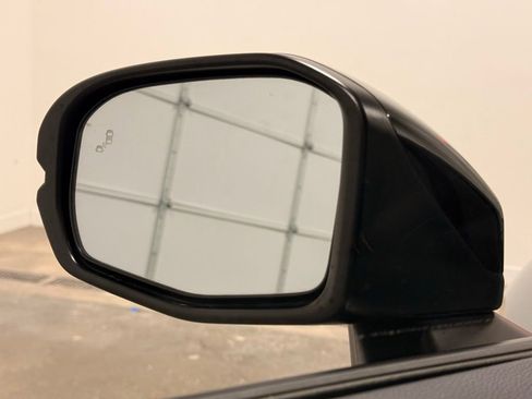 Used 2025 Honda HR-V Sport image 12