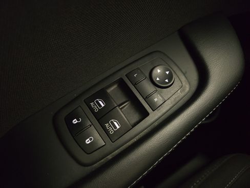 Used 2022 Dodge Challenger R/T RWD image 25