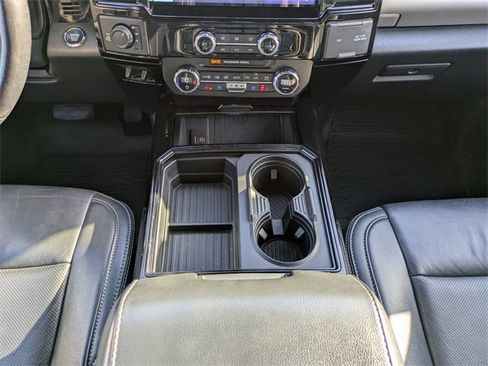Used 2022 Ford F250 Lariat w/ Black Appearance Package image 19